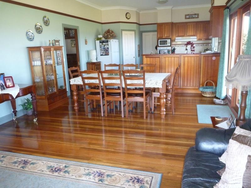 80 Olivers Road, Bairnsdale VIC 3875