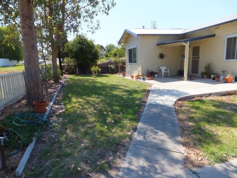 6 Stirling Street, Bruthen VIC 3885