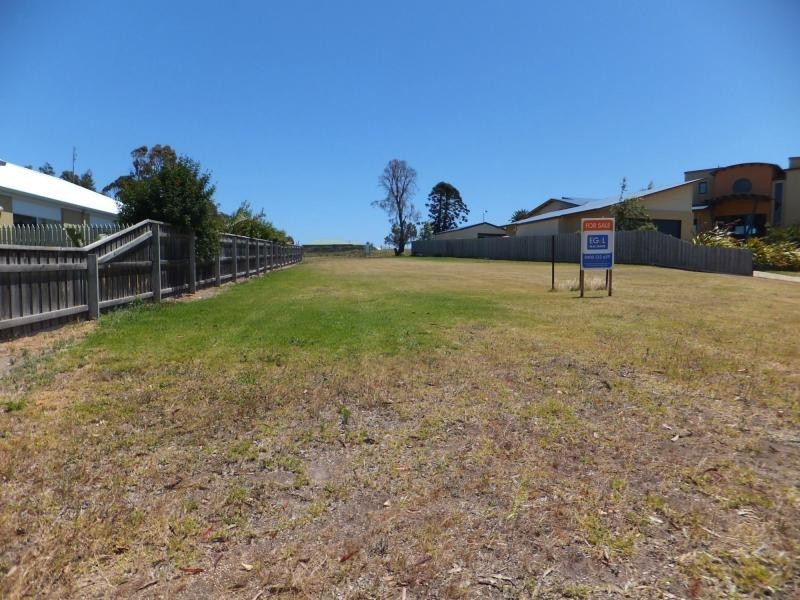 6 Heaths View, Paynesville VIC 3880