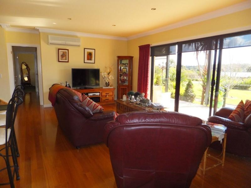 1 Simpsons Drive, Newlands Arm VIC 3875
