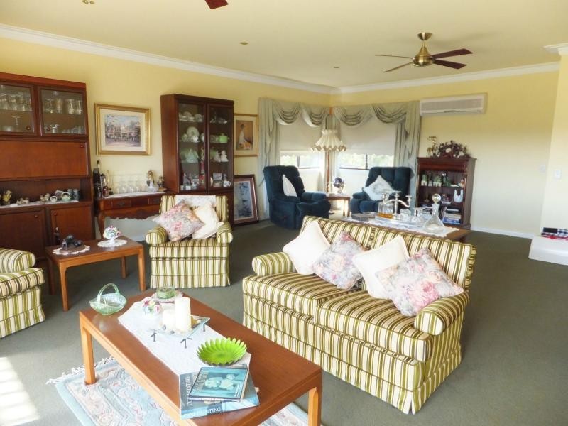 1 Simpsons Drive, Newlands Arm VIC 3875