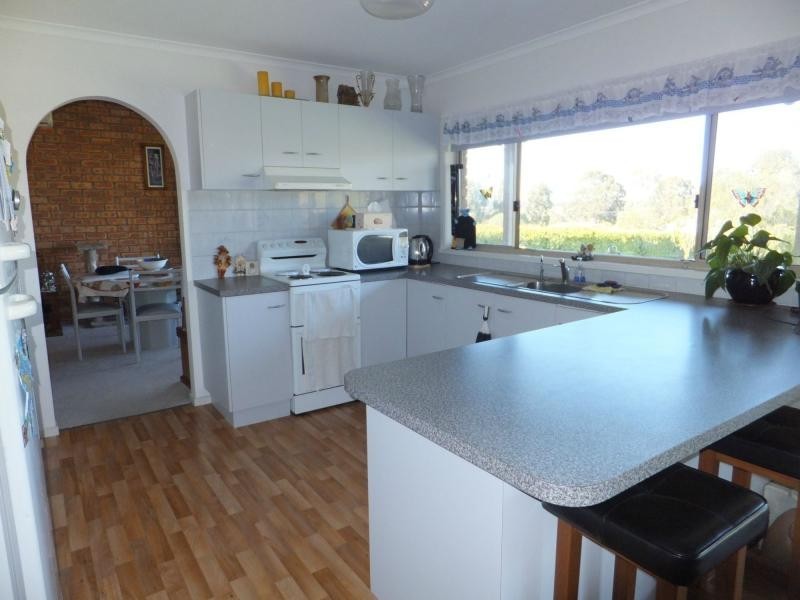 240 Nicholson Sarsfield, Nicholson VIC 3882