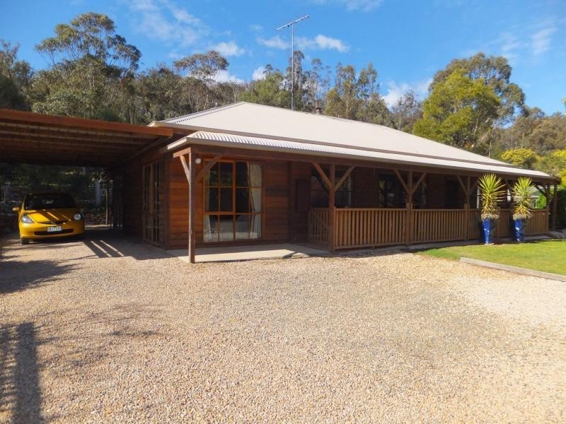 90 Deep Creek Road, Wiseleigh VIC 3885