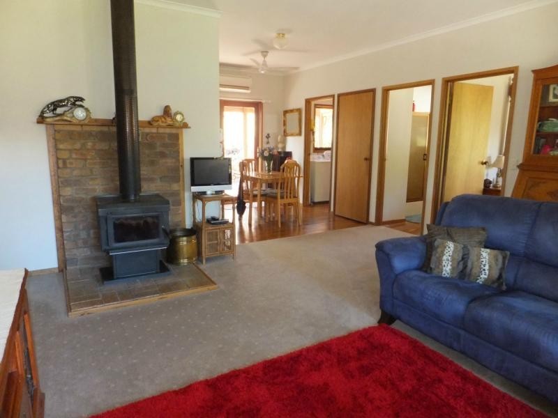 90 Deep Creek Road, Wiseleigh VIC 3885