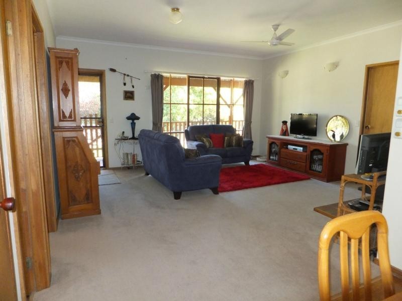 90 Deep Creek Road, Wiseleigh VIC 3885