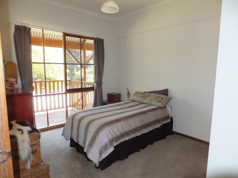 90 Deep Creek Road, Wiseleigh VIC 3885