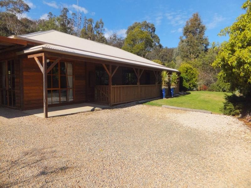 90 Deep Creek Road, Wiseleigh VIC 3885