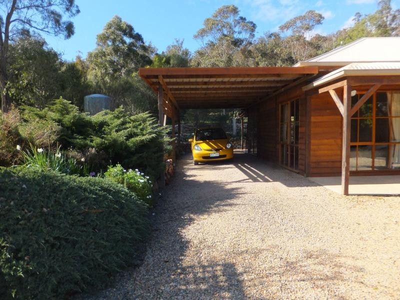 90 Deep Creek Road, Wiseleigh VIC 3885
