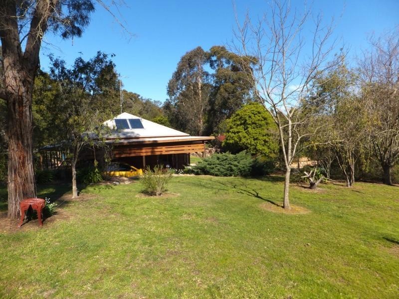 90 Deep Creek Road, Wiseleigh VIC 3885