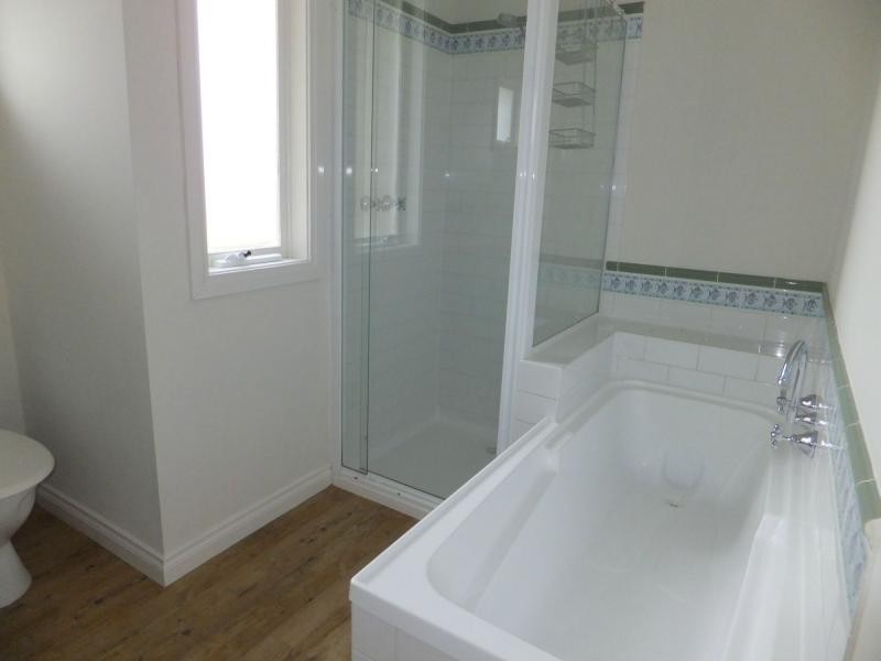 10 Lake Harbour Avenue, Newlands Arm VIC 3875