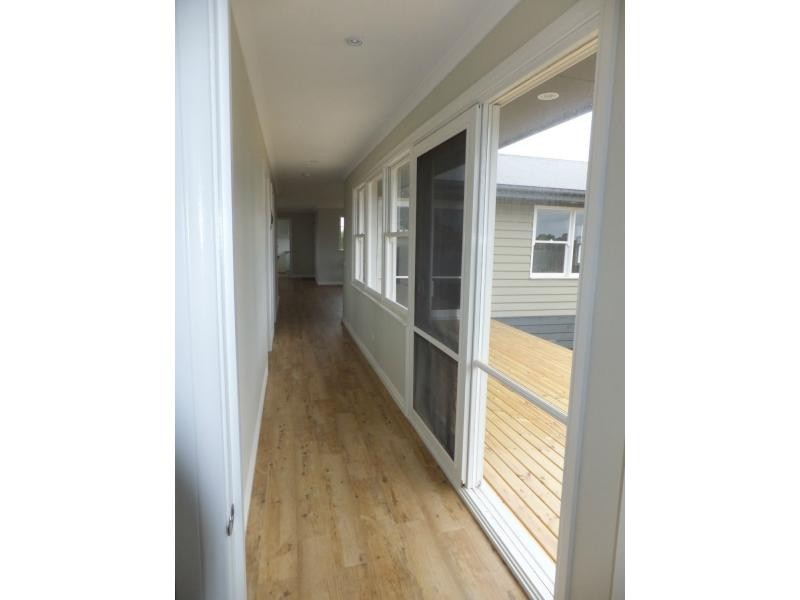 10 Lake Harbour Avenue, Newlands Arm VIC 3875