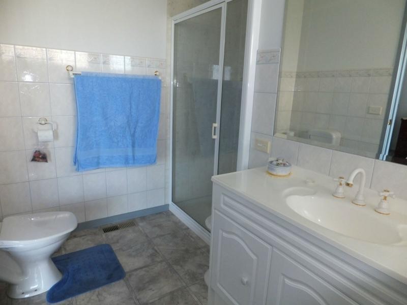 45 Nautilus Way, Lakes Entrance VIC 3909