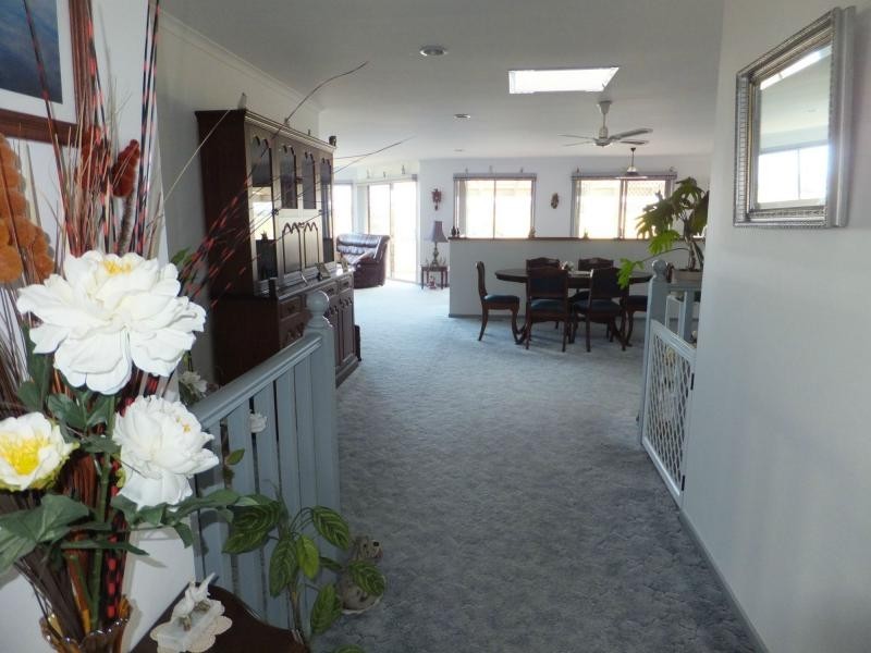 45 Nautilus Way, Lakes Entrance VIC 3909