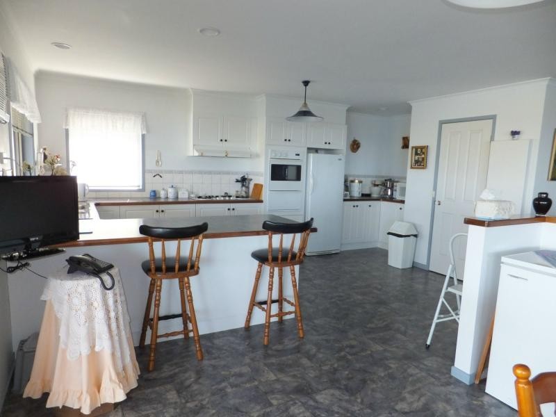 45 Nautilus Way, Lakes Entrance VIC 3909