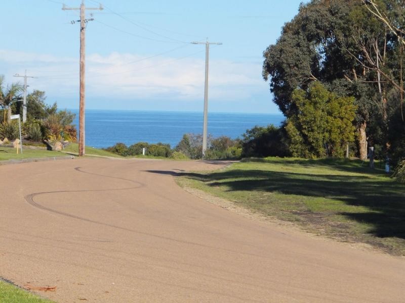 93 Lake Bunga Beach, Lakes Entrance VIC 3909