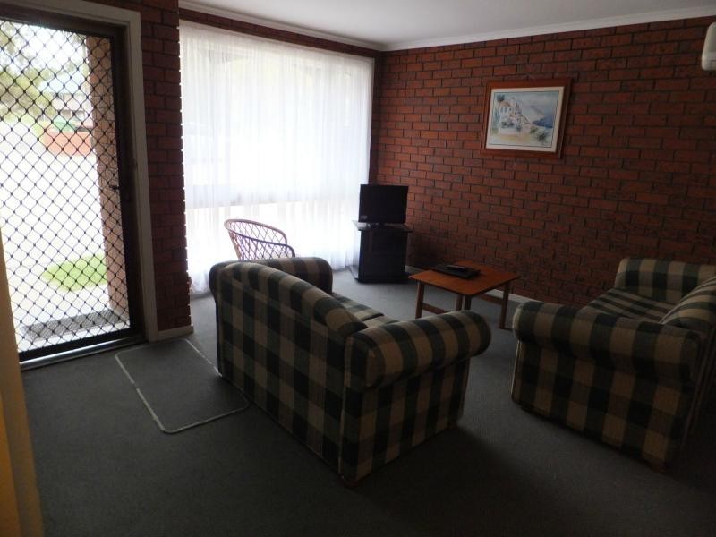 93 Lake Bunga Beach, Lakes Entrance VIC 3909