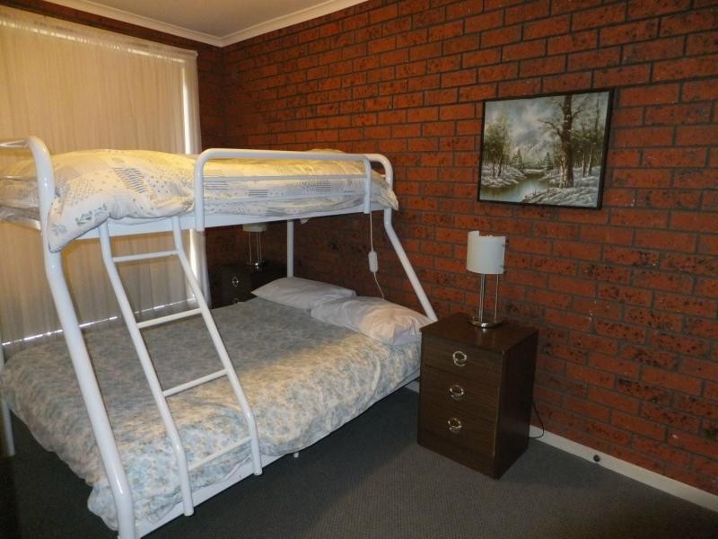 93 Lake Bunga Beach, Lakes Entrance VIC 3909