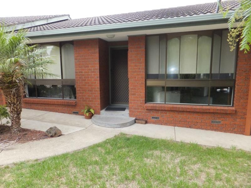 93 Lake Bunga Beach, Lakes Entrance VIC 3909