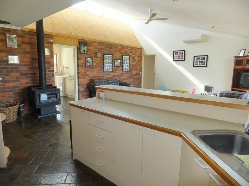 28 Glen Irvine Road, Nicholson VIC 3882