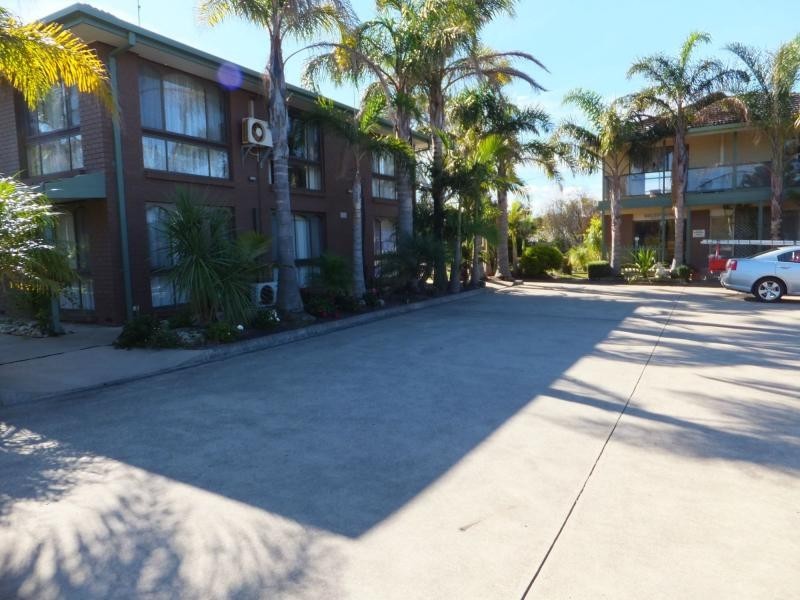 89 Lake Bunga Beach Road, Lakes Entrance VIC 3909