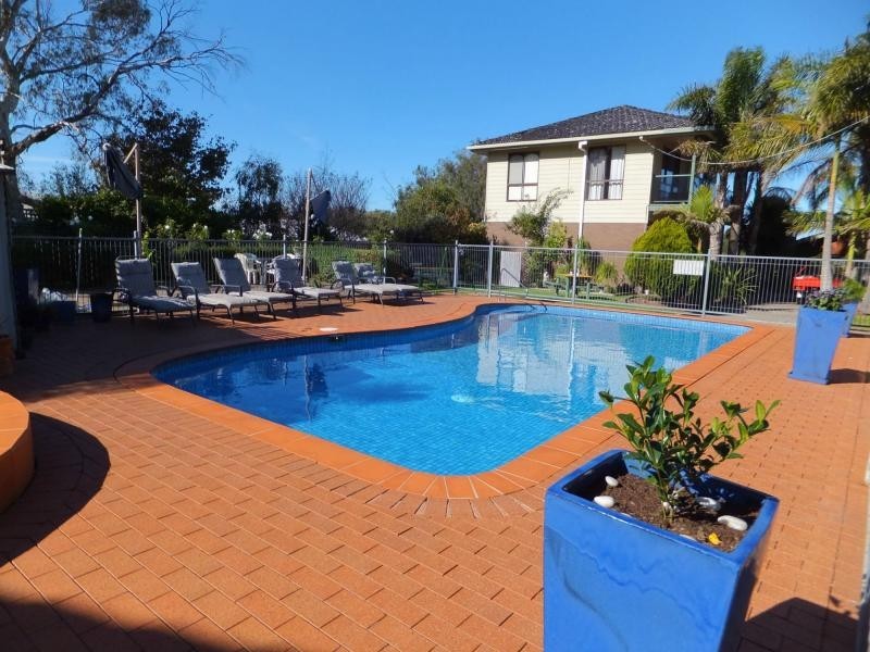 89 Lake Bunga Beach Road, Lakes Entrance VIC 3909