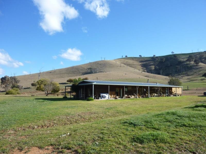 7485 Great Alpine Road, Swifts Creek VIC 3896