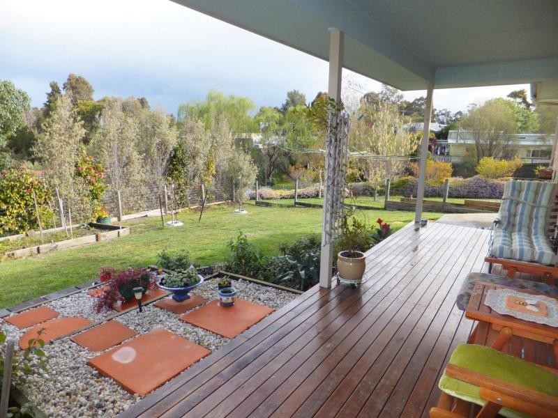 104 Hunters Lane, Kalimna VIC 3909