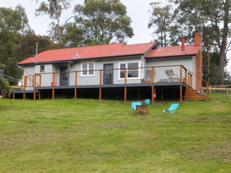 320 Great Alpine Road, Bruthen VIC 3885