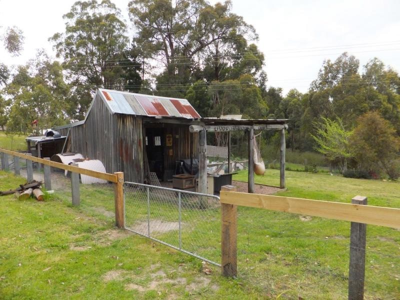 320 Great Alpine Road, Bruthen VIC 3885