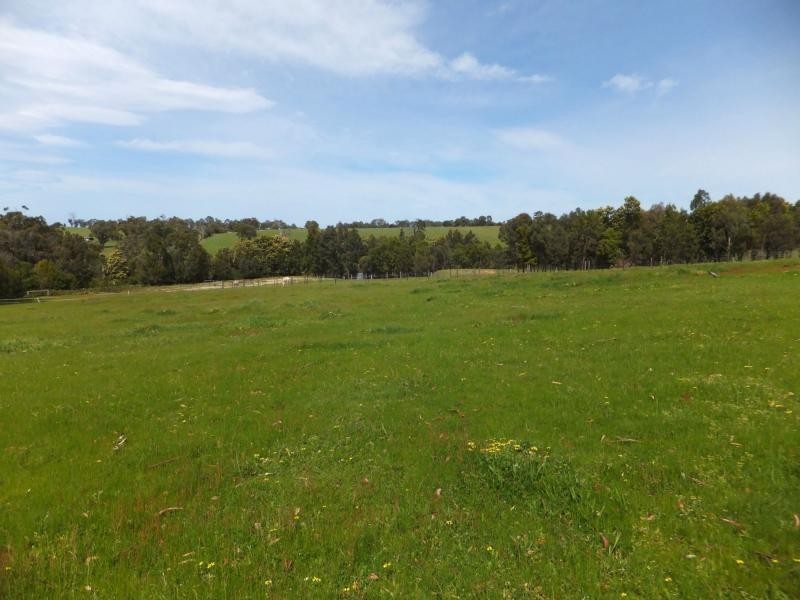 115 Fishers Lane, Bairnsdale VIC 3875