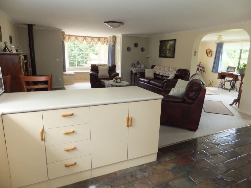 121 Bethross Drive, Tambo Upper VIC 3885