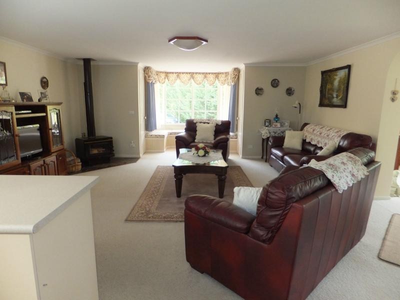 121 Bethross Drive, Tambo Upper VIC 3885