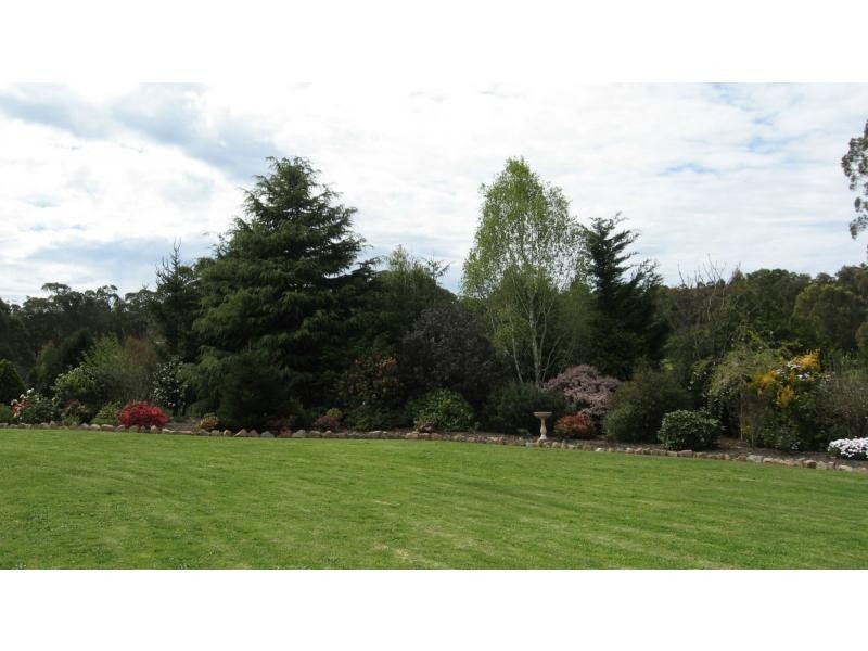 121 Bethross Drive, Tambo Upper VIC 3885