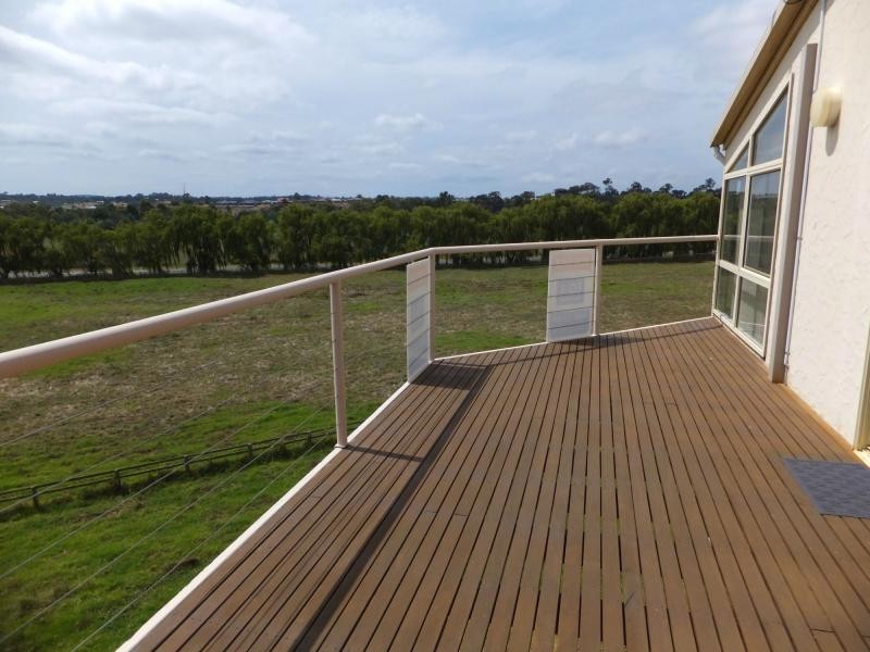 10 Bent Street, Bairnsdale VIC 3875