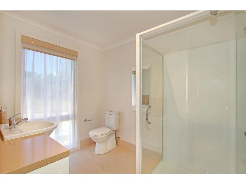 5 Thomas Mews, Bairnsdale VIC 3875