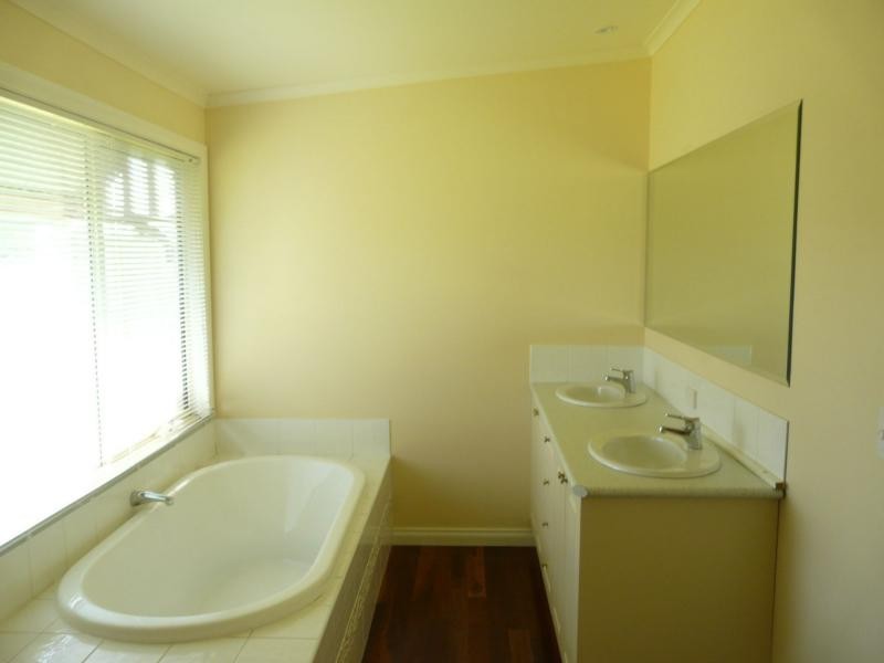 924 Stephenson Road, Tambo Upper VIC 3885