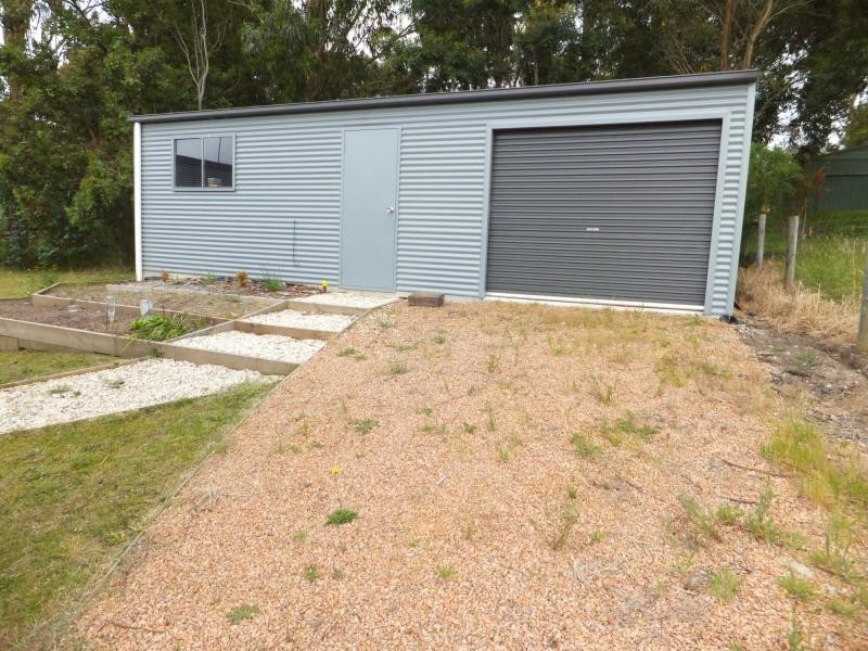 13 Redenbach Court, Swan Reach VIC 3903