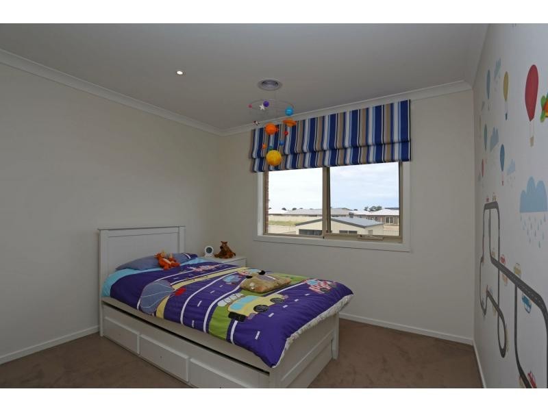 26 Lorimer Drive, Bairnsdale VIC 3875