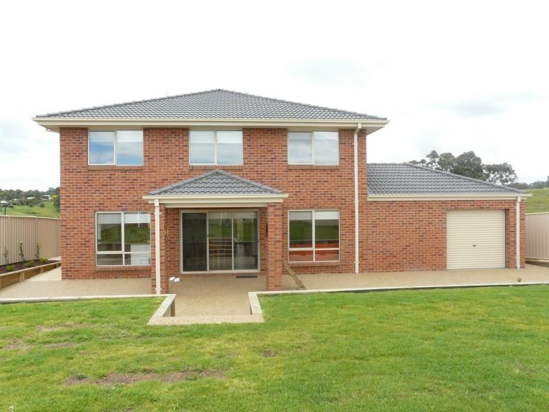 26 Lorimer Drive, Bairnsdale VIC 3875