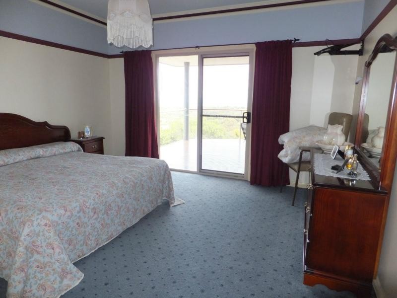 15 Gay Street, Lakes Entrance VIC 3909