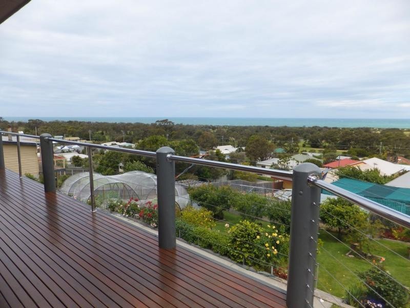 15 Gay Street, Lakes Entrance VIC 3909