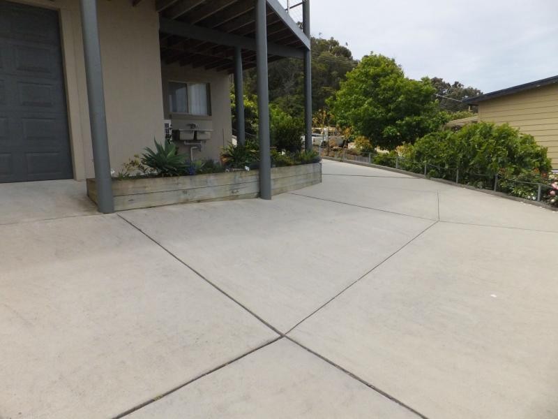 15 Gay Street, Lakes Entrance VIC 3909