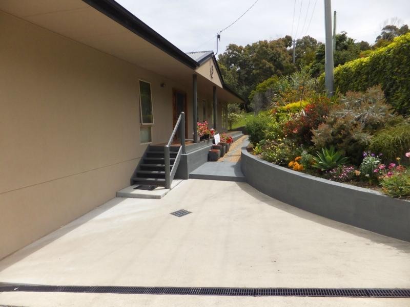 15 Gay Street, Lakes Entrance VIC 3909