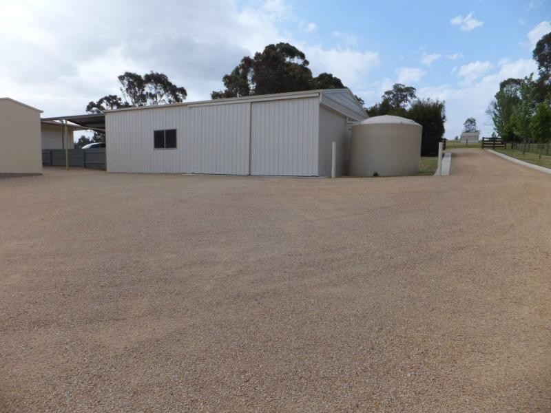 Nicholson VIC 3882