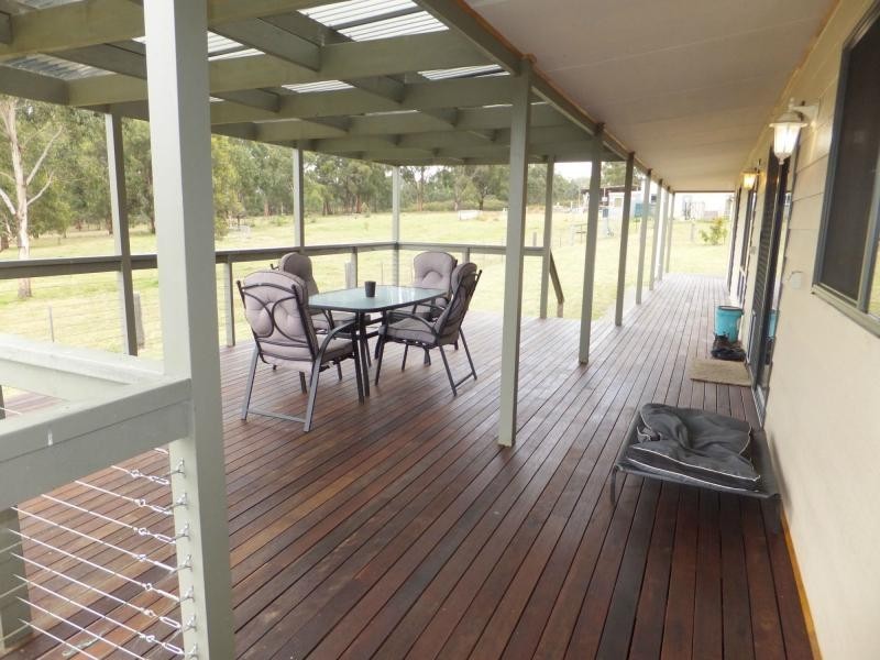 20 Hallier Court, Nicholson VIC 3882