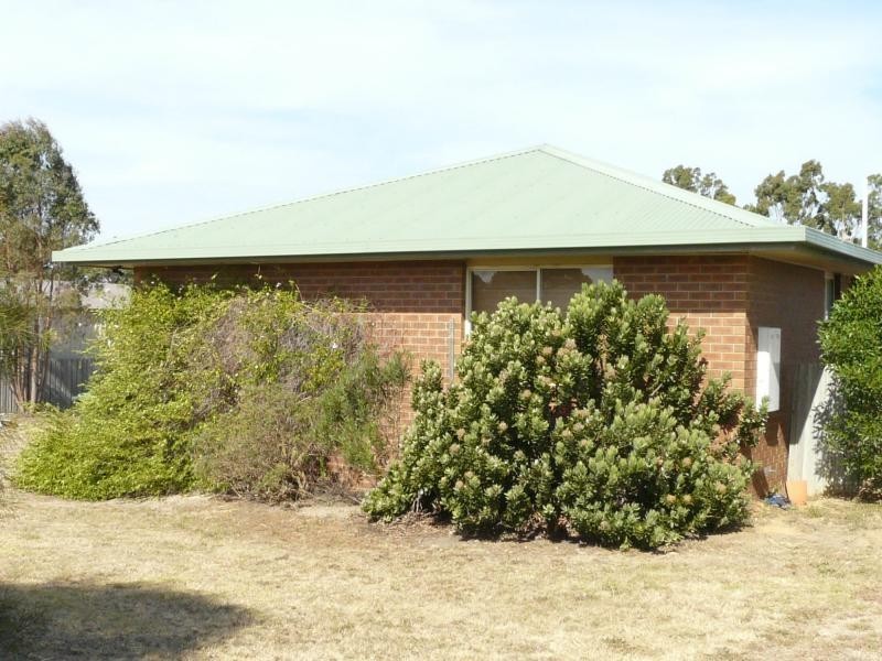 16 Landfall Avenue, Newlands Arm VIC 3875
