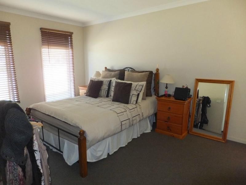 6 Stewart Place, Bairnsdale VIC 3875