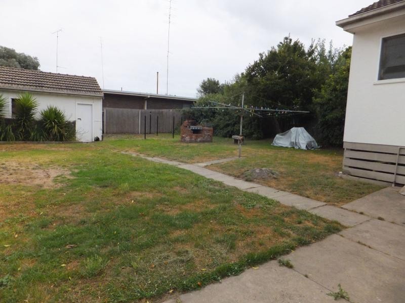 20 Day Street, Bairnsdale VIC 3875