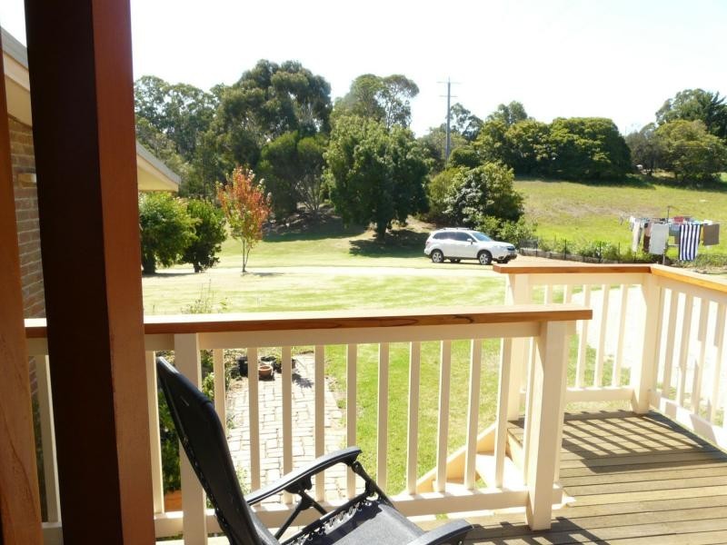 16 Mairburn Road, Metung VIC 3904