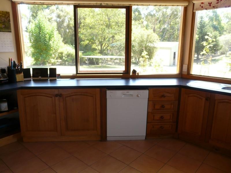 16 Mairburn Road, Metung VIC 3904